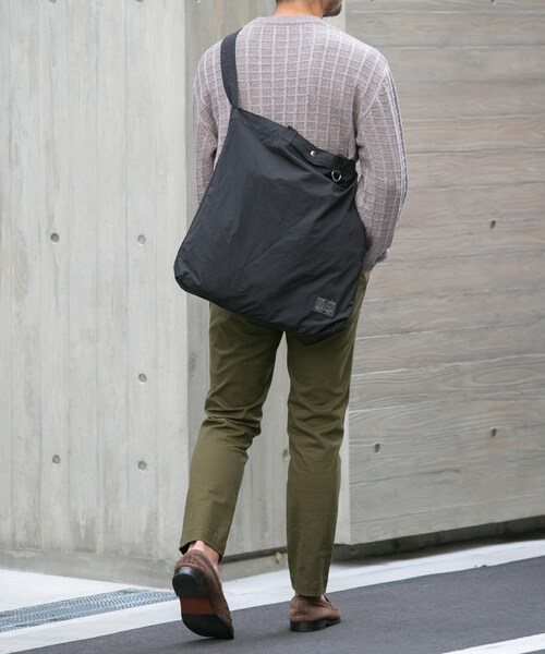 RODE SKO（ロデスコ）の「『ユニセックス』ロクヨンギャザーショルダートートバッグ（トートバッグ・メンズ・BLACK2/BLACK/GREIGE/KHAKI/GREIGE2・one）」の21枚目の写真