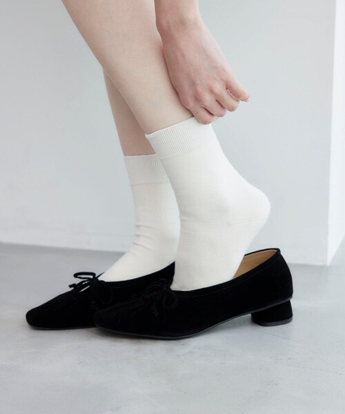 ROPE' PICNIC（ロペピクニック）の「【一部店舗限定】レーヨンシルケットクルーソックス（ソックス/靴下・レディース・ブラック/キナリ/レッド/ピンク系・F）」の3枚目の写真