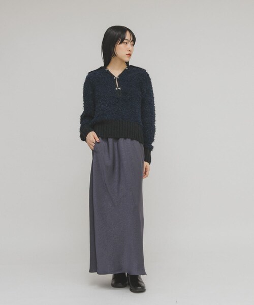 KBF（ケイビーエフ）の「クラッシュサテンナロースカート（スカート・レディース・BEIGE/CHARCOAL/BLACK・One）」の16枚目の写真