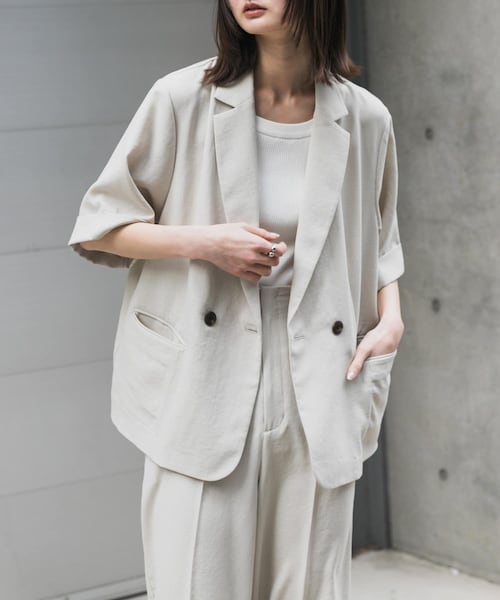 SENSE OF PLACE by URBAN RESEARCH（センスオブプレイスバイアーバンリサーチ）の「『UR TECH DRYLUXE』リネンライクジャケット（テーラードジャケット・レディース・GREIGE/CHARCOAL/BROWN/NAVY・one）」の3枚目の写真