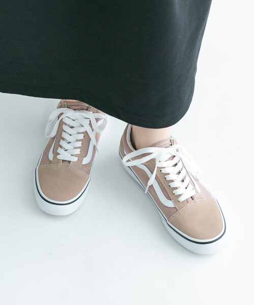 URBAN RESEARCH Sonny Label（アーバンリサーチサニーレーベル）の「Old Skool（スニーカー・レディース・Warm Taupe・5/5.5/6）」の2枚目の写真