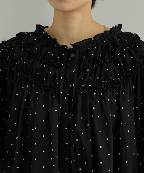 ADAM ET ROPE'(アダムエロペ)の「【WEB先行販売】【crinkle crinkle crinkle】別注ドットコットンブラウス(シャツ/ブラウス・レディース・ブラック系・F)」の19枚目の写真