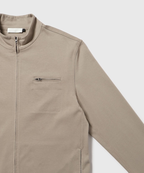 ADAM ET ROPE'(アダムエロペ)の「【AMOMENTO/アモーメント】SLIM FIT POCKET JUMPER(ブルゾン・メンズ・ブラック/ベージュ・L/M)」の8枚目の写真