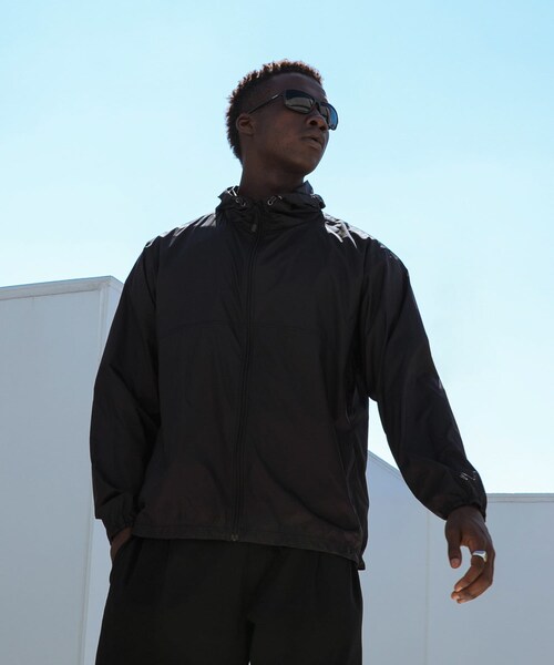 URBAN RESEARCH（アーバンリサーチ）の「new basic　Nylon Rip Stop Wind Parka（テーラードジャケット・メンズ・GRAY/BLACK/KHAKI・M/L/XL）」の19枚目の写真