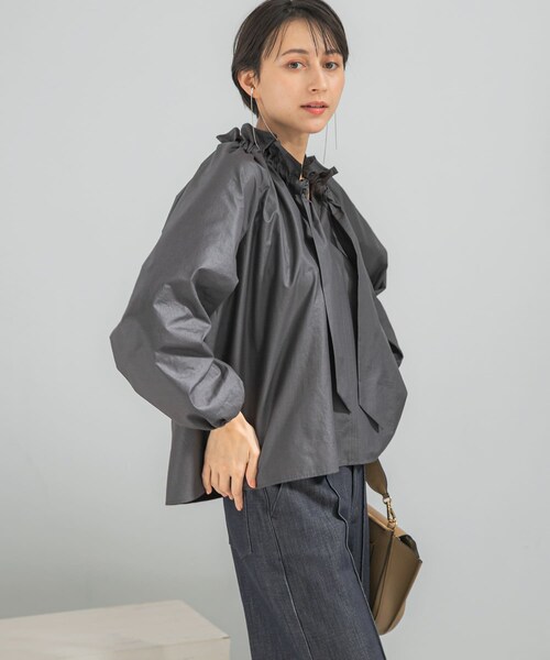 URBAN RESEARCH ROSSO（アーバンリサーチロッソ）の「フリルネックシャツブラウス（シャツ/ブラウス・レディース・WHITE/L/PURPLE/CHARCOAL・Free）」の16枚目の写真