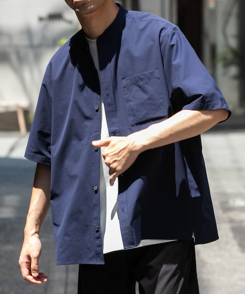 URBAN RESEARCH ROSSO（アーバンリサーチロッソ）の「『XLサイズあり』マイクロサッカーバンドカラー半袖シャツ（シャツ/ブラウス・メンズ・BLACK/NAVY/CHARCOAL/DARK BROWN・S/M/L/XL）」の4枚目の写真