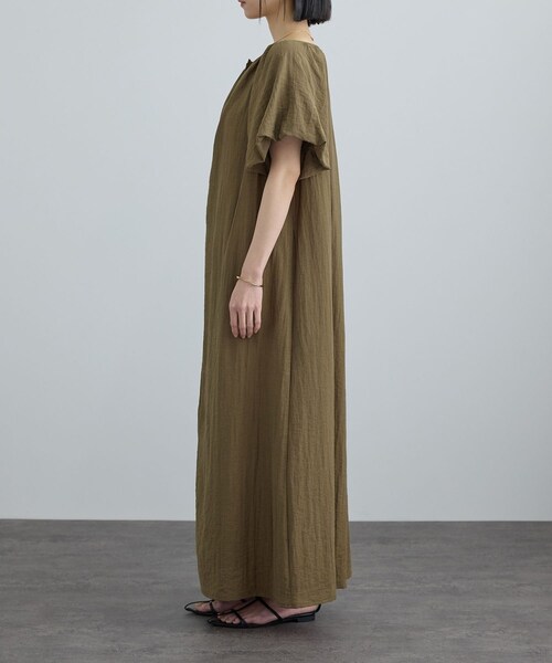 ADAM ET ROPE'（アダムエロペ）の「【WEB限定】2WAYリネンブレンドエンブロイダリーワンピース（ワンピース・レディース・ブラック/カーキ/レッド系・F）」の19枚目の写真