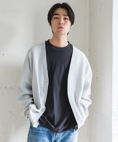URBAN RESEARCH DOORS（アーバンリサーチドアーズ）の「『UR TECH Renew Knit』Vネックカーディガン（カーディガン/ボレロ・メンズ・GRAY/CHARCOAL/LIGHTBROWN・M/L）」の19枚目の写真