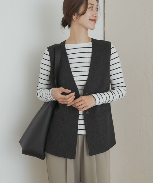 URBAN RESEARCH DOORS(アーバンリサーチドアーズ)の「ノーカラージレ(テーラードジャケット・レディース・BEIGE/BLACK・M)」の8枚目の写真
