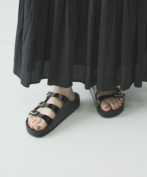 URBAN RESEARCH(アーバンリサーチ)の「BIRKENSTOCK FLORIDA(サンダル・レディース・HS BLACK・36/37/38)」の3枚目の写真