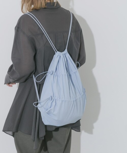 SMELLY（スメリー）の「ドロストギャザーナップサック（バックパック/リュック・レディース・L.BLU/BLK・-）」の17枚目の写真