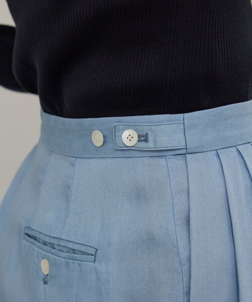 ADAM ET ROPE'(アダムエロペ)の「デニムライクタックフォルムワイドパンツ / セットアップ対応(その他パンツ・レディース・ブルー系/サックス・M/S)」の16枚目の写真