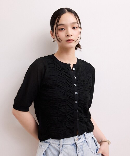 ADAM ET ROPE'(アダムエロペ)の「【WEB限定】シアーシャーリングカーディガン(カーディガン/ボレロ・レディース・ブラック/ホワイト/サックス・F)」の8枚目の写真