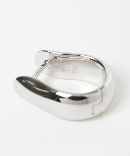 URBAN RESEARCH(アーバンリサーチ)の「Oyster Hoops Small(ピアス(両耳用)・レディース・SILVER・S)」の5枚目の写真