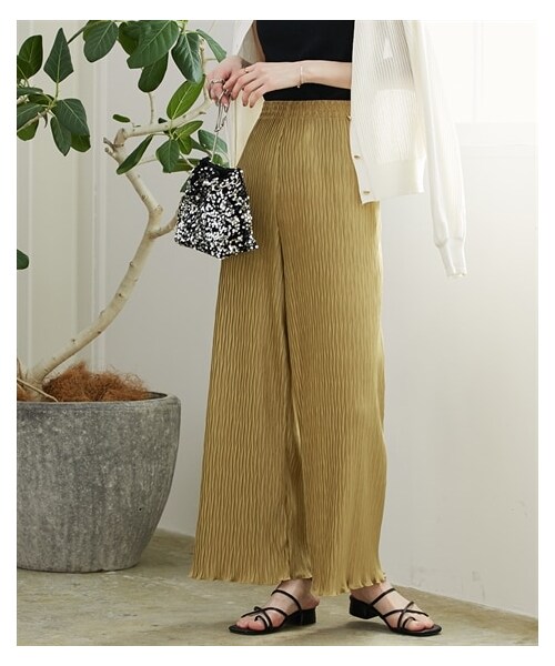 nissen（ニッセン）の「メロウ変形プリーツパンツ（パンツ・レディース・グレージュ/ブラック/マスタードイエロー・M/L/【ドロップ】LL）」の8枚目の写真