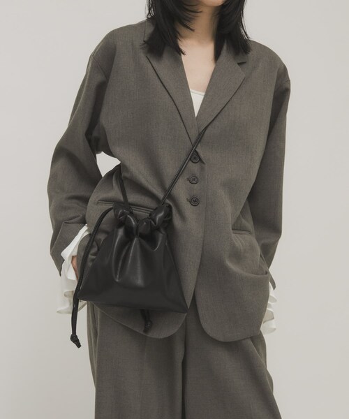 KBF（ケイビーエフ）の「ギャザーデザインミニBAG（ショルダーバッグ・レディース・IVORY/KHAKI/BLACK・One）」の11枚目の写真