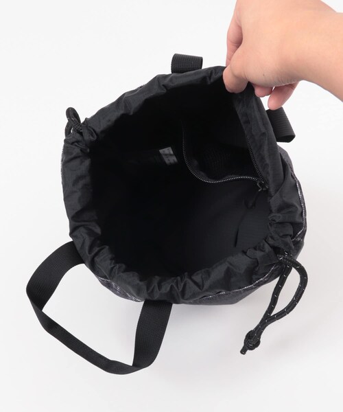 URBAN RESEARCH Sonny Label（アーバンリサーチサニーレーベル）の「NEEDBY heritage×GREGORY　CINCH BAG M（その他雑貨・レディース・GRAY・FREE）」の6枚目の写真