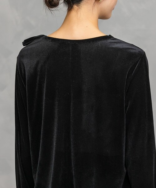 URBAN RESEARCH ROSSO（アーバンリサーチロッソ）の「シアーベロアスリットデザインカットソー（Tシャツ/カットソー・レディース・BLACK/GREIGE/L.MINT・FREE）」の13枚目の写真