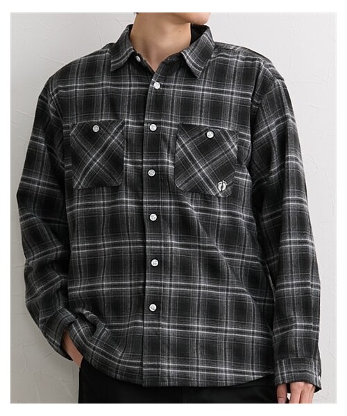 nissen（ニッセン）の「裏ベロア　チェック柄オーバーシャツ　HANGTEN（ハンテン）（シャツ/ブラウス・メンズ・BL3 ブルー/NE3 グレー/NE5 ブラック・M/L/LL）」の5枚目の写真