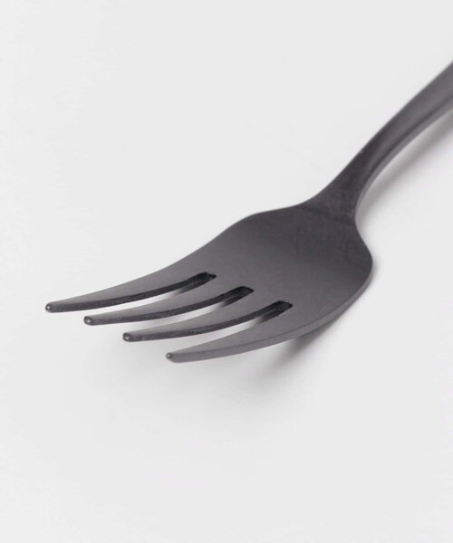 SENSE OF PLACE by URBAN RESEARCH(センスオブプレイスバイアーバンリサーチ)の「BLOMSTER デザートフォーク(カトラリー・メンズ・BK・-)」の4枚目の写真