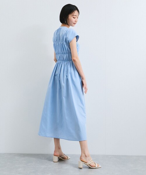 VIS（ビス）の「シャーリングデザインワンピース【WEB限定サイズ】（ワンピース・レディース・ブラック系/ダークブラウン系/ブルー系・F/PF）」の13枚目の写真