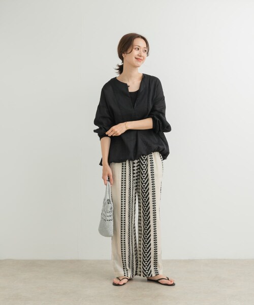 URBAN RESEARCH DOORS（アーバンリサーチドアーズ）の「リネンブレンドドロストチュニック（チュニック・レディース・OFF/NATURAL/INK BLK・M）」の22枚目の写真