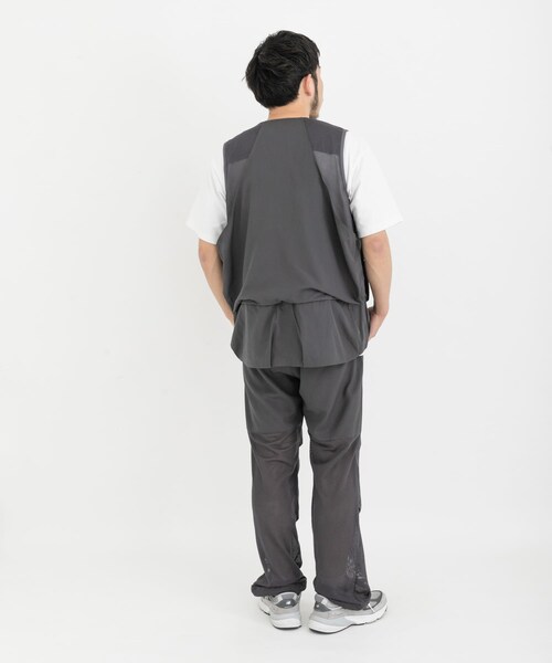 EKAL（エカル）の「Snow Peak Apparel　Insect Shield Mesh Vest（ベスト・メンズ・NAVY/CHARCOAL・M/L）」の9枚目の写真