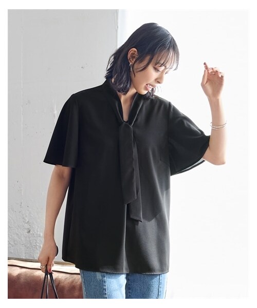 nissen（ニッセン）の「大きいサイズ シンプルボウタイ５分袖ブラウス（消臭テープ付）（シャツ/ブラウス・レディース・アイボリー/キャラメルオレンジ/グレイッシュブルー/黒/グレージュ・L/LL/3L/4L/5L/6L/8L/10L）」の16枚目の写真