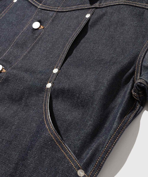 ADAM ET ROPE'(アダムエロペ)の「【BAL/バル】CURB POCKET DENIM JACKET(デニムジャケット・メンズ・ブラック/ネイビー・1/2)」の11枚目の写真