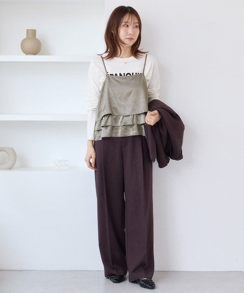 VIS（ビス）の「【WEB限定】サテンフリルビスチェ/2WAY（キャミソール・レディース・ブラック/ダークブラウン系/ベージュ系・F）」の15枚目の写真