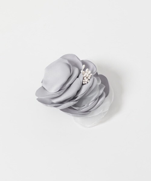 URBAN RESEARCH DOORS（アーバンリサーチドアーズ）の「ニュアンスフラワーコサージュ（ブローチ/コサージュ・レディース・IVORY/L.GRAY・One）」の8枚目の写真