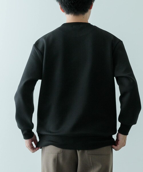 ITEMS URBANRESEARCH（アイテムズ アーバンリサーチ）の「ストレッチダンボール クルーネックプルオーバー（スウェット・メンズ・BEG/BRN/BLK/YEL・M/L）」の10枚目の写真