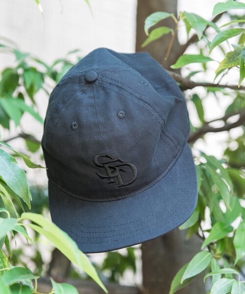 URBAN RESEARCH DOORS（アーバンリサーチドアーズ）の「『別注』SASSAFRAS×DOORS　SFD Logo Cap（キャップ・メンズ・Black・one）」の4枚目の写真