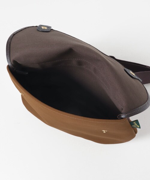 かぐれ（カグレ）の「BRADY　AVON（ショルダーバッグ・レディース・HAZELNUT・-）」の6枚目の写真