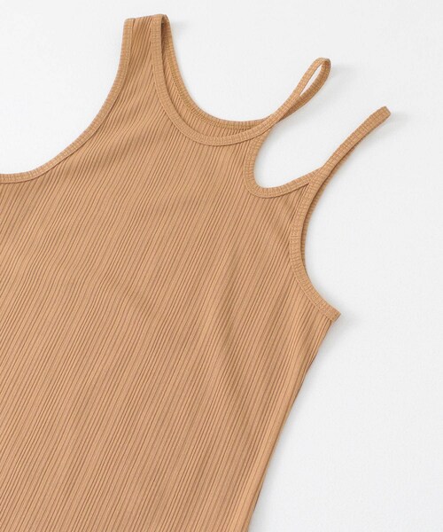 KBF（ケイビーエフ）の「アシメネックタンクトップ（タンクトップ・レディース・CHARCOAL/IVORY/ORG BROWN・one）」の19枚目の写真