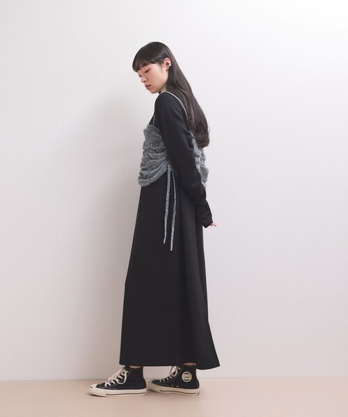ADAM ET ROPE'(アダムエロペ)の「【WEB限定】ニットキャミソールセットワンピース(ワンピース・レディース・ブラック/チャコール/ダークブラウン・F)」の6枚目の写真