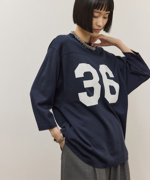 ADAM ET ROPE'（アダムエロペ）の「【Oblada(オブラダ)】別注 FOOTBALL TEE（Tシャツ/カットソー・レディース・オフホワイト/ブラウン/ネイビー・F）」の19枚目の写真