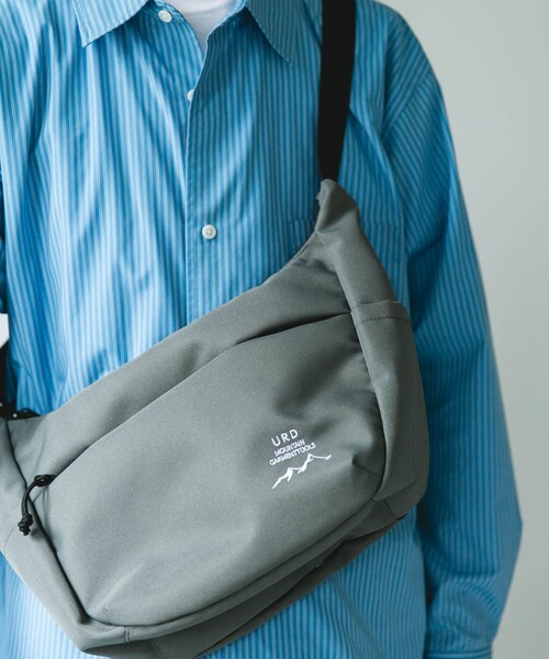 URBAN RESEARCH DOORS（アーバンリサーチドアーズ）の「URD SHOULDER BAG（ショルダーバッグ・メンズ・BLACK/SAGE GRAY・-）」の14枚目の写真