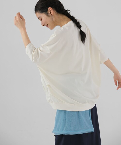 EKAL（エカル）の「『UR TECH ひやサラクール』ドロップショルダーTシャツ（Tシャツ/カットソー・レディース・ホワイト/ブラック/ネイビー・One）」の7枚目の写真