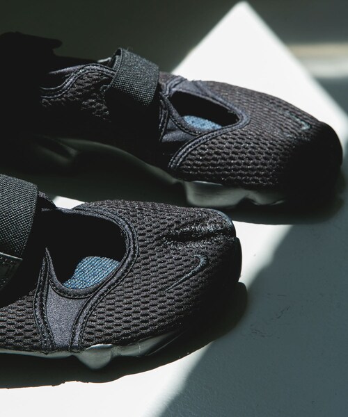 URBAN RESEARCH DOORS(アーバンリサーチドアーズ)の「NIKE エア リフト BR(スニーカー・メンズ・BLK/WHT・26/27/28/29)」の4枚目の写真