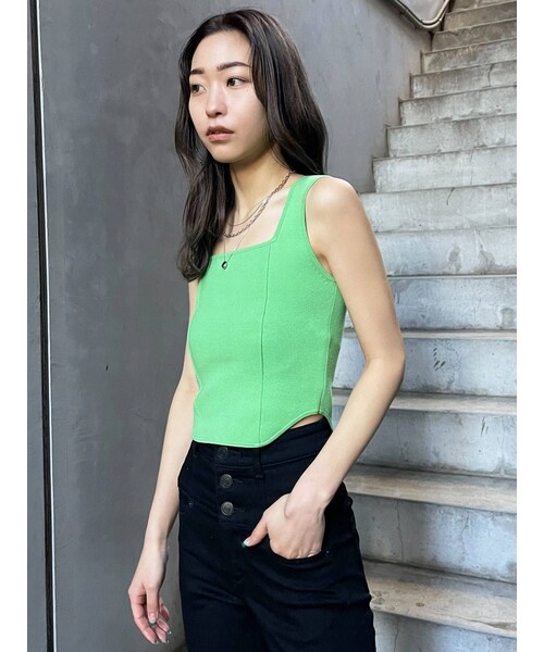EMODA（エモダ）の「ミニマルフィットニット（タンクトップ・レディース・ライム/グリーン/ブラック/ホワイト/ミントグリーン/オレンジ・F）」の9枚目の写真