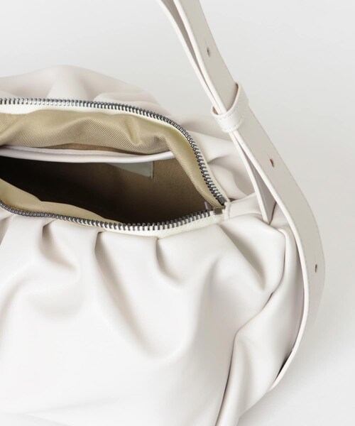 THE GOODLAND MARKET（ザグッドランドマーケット）の「ALICE MARTHA　ERIN（ショルダーバッグ・レディース・IVORY/BLACK/BLUE/SILVER・Free）」の11枚目の写真