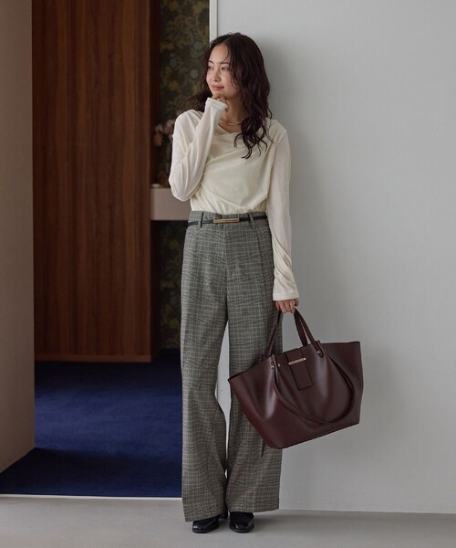 VIS（ビス）の「美easyウーリッシュワイドパンツ/WEB限定カラー・セットアップ対応（その他パンツ・レディース・ブラック/グレー系/ダークブラウン/カーキ系/ネイビー・L/M/S/SS）」の22枚目の写真