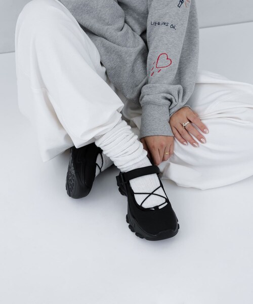 KBF（ケイビーエフ）の「バレエスニーカー（スニーカー・レディース・BLACK/BEIGE・36/37/38）」の7枚目の写真