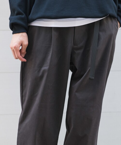 URBAN RESEARCH DOORS(アーバンリサーチドアーズ)の「ウェビングベルトチノパンツ(その他パンツ・メンズ・BLACK/CHARCOAL/MOCHA/OLIVE・S/M/L)」の21枚目の写真