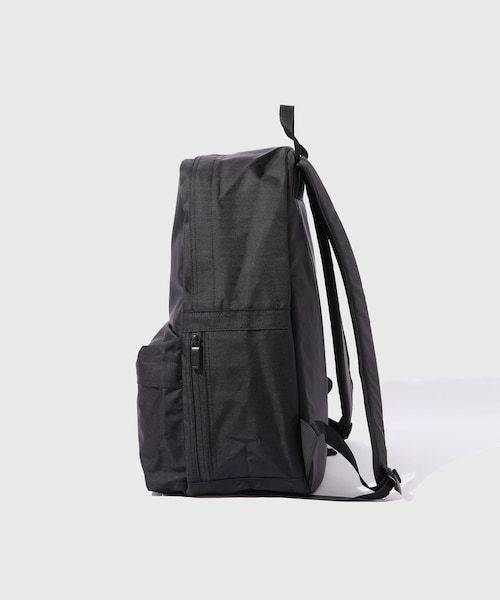 ADAM ET ROPE'（アダムエロペ）の「【MONOLITH/モノリス】BACKPACK STANDARD S（バックパック/リュック・メンズ・ブラック/ライトグレー・F）」の21枚目の写真