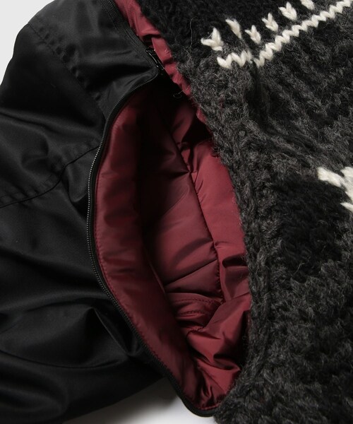 ADAM ET ROPE'（アダムエロペ）の「【elephant TRIBAL fabrics/エレファントトライバルファブリクス】Hybrid Cowichan Blouson（MA-1・メンズ・ブラック/カーキ・F）」の12枚目の写真