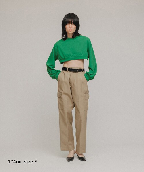 ADAM ET ROPE'（アダムエロペ）の「［TOPS］3WAY LAYERED CUT AND SEWN（アンサンブル・レディース・ブラック/ホワイト/グリーン・F）」の9枚目の写真