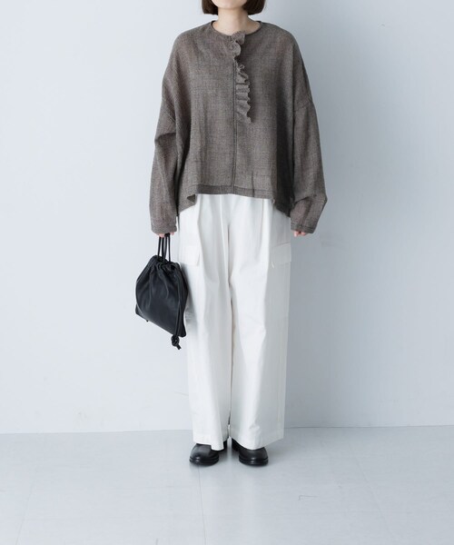 かぐれ（カグレ）の「ウールワイドフリルプルオーバー（シャツ/ブラウス・レディース・CHECK/CHARCOAL・Free）」の19枚目の写真