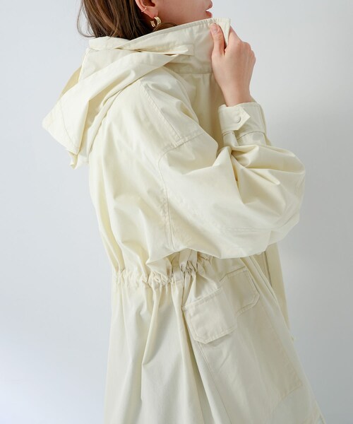 URBAN RESEARCH Sonny Label（アーバンリサーチサニーレーベル）の「ミリタリーナイロンブルゾン（モッズコート・レディース・カーキ/オフ/ブラック・FREE）」の11枚目の写真